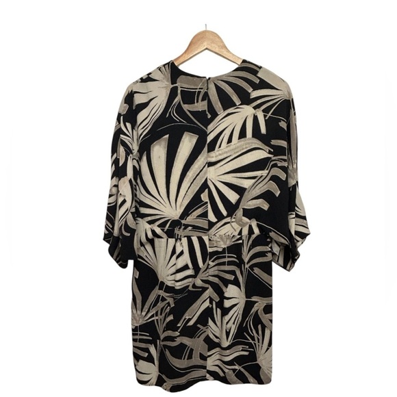 H by Halston Black Taupe Palm Floral Tropical Print Dolman Sleeve Dress Size 12 - Picture 2 of 12